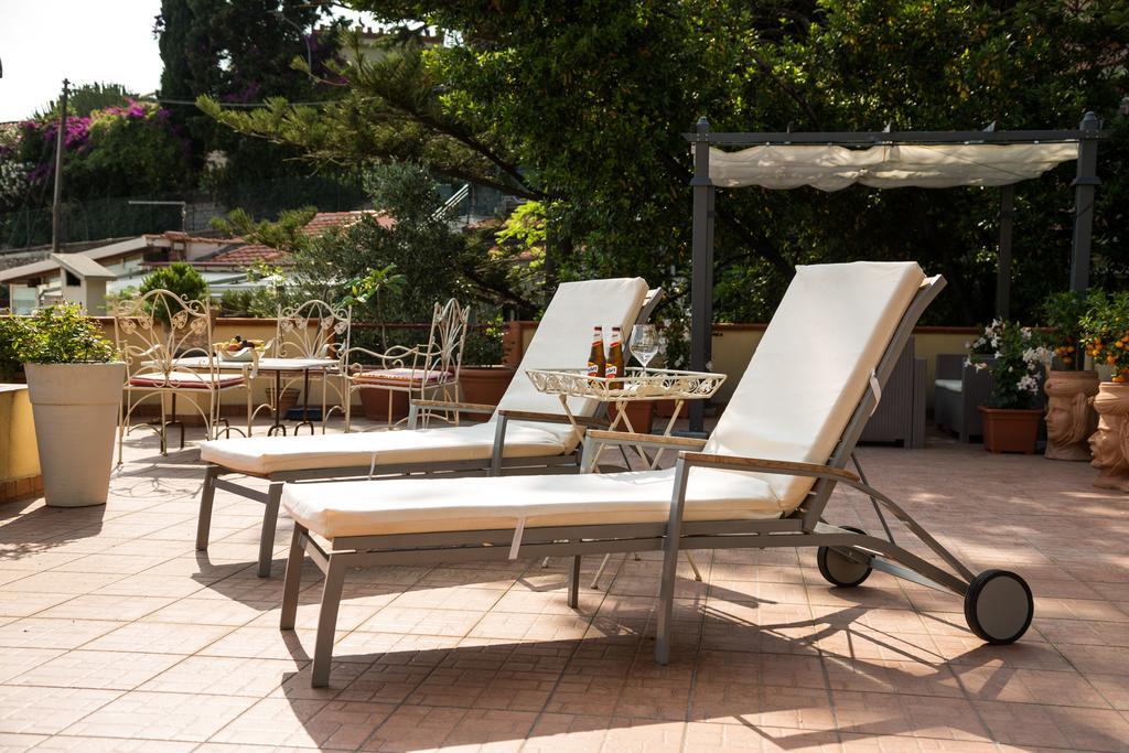 Villa Giannina B&B Taormina Exteriör bild